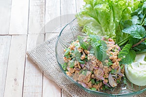 Minced catfish spicy salad