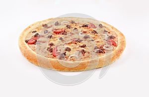 Minced meat pizza with onion and tomato