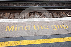 Mind the Gap Sign