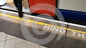 Mind The Gap Sign: Metro in Central London