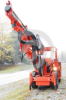 Mine drilling machine