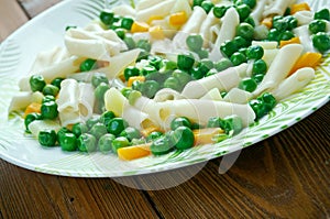 Minestra di patate e pasta: