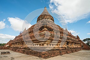 Mingala Zedi pagoda in Bagan, Myanmar.