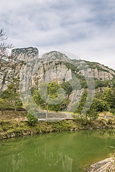 Mingjing lake and mountain