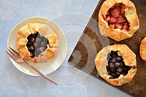 Mini berry galettes