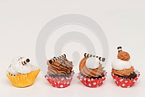 Mini cupcakes with assorted flavors