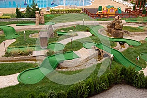 Mini-golf field