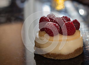 Mini raspberry cheesecake