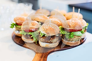 Mini vegan quinoa burgers