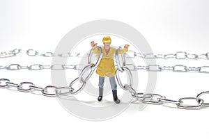 a mini worker Connet the chain