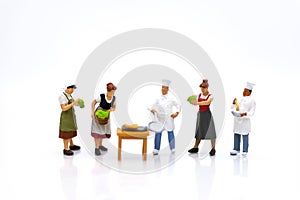 Miniature people: Direct Channel for sell product to consumer. Image use for business market concept