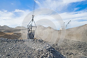Mining Dragline and bucket