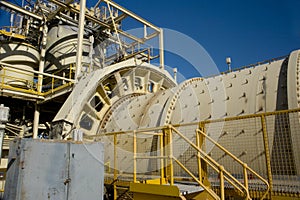 Mining rotating mill