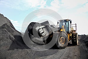 Mining wheel loader for transporting Manganese for processing