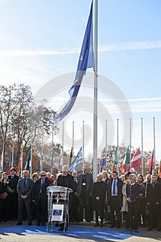 Minute of silence in tribute to the victims of Paris, Council of