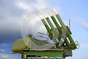 Missile launcher with radar