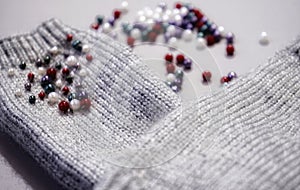 mittens beads needlework bijouterie multicolors