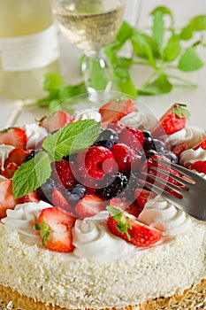 Mix berries cake