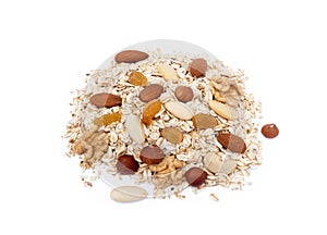 Mix nuts, raisins and oatmeal