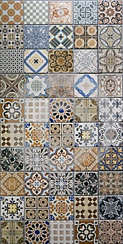 Mix pattern mosaic tiles