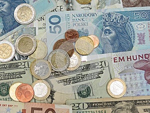 Mixed currency notes