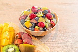 mixed fresh fruits (strawberry, raspberry, blueberry, kiwi, mango)