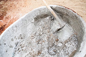 Mixed plaster cement concrete.