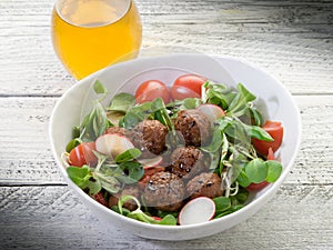 Mixed salad with vegetarian