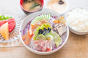 mixed sashimi set