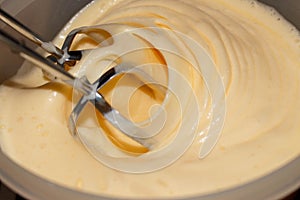 Mixer Whisks and Whipped Eggs