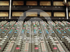 Mixing board