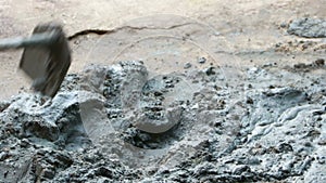Mixing cement for the preparation of Construction