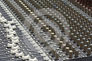 Mixing console