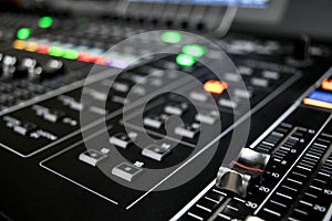 Mixing Console 1
