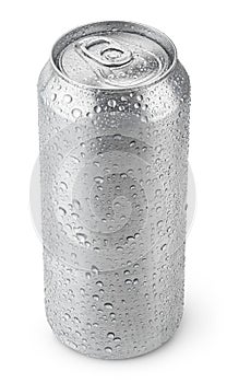 500 ml aluminum can with water drops photo