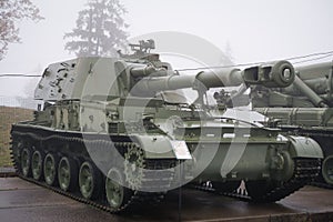 152 mm self propelled howitzer 2s3