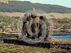 Moai of Ahu Tahai photo
