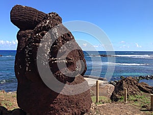 Moai in Hanga Roa