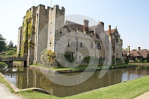 Moated castle with a bridge. Hever castle, England