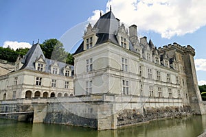 The moats and the castle of Villandry