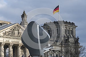 Mobile antenna system outside the Bundestag, Berlin