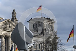 Mobile antenna system outside the Bundestag, Berlin
