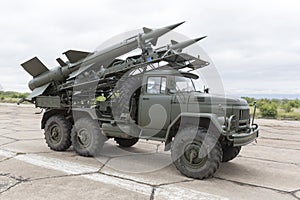 Mobile antiaircraft missile complex