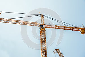 Mobile construction crane boom arm