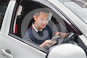 Mobile phone while driving