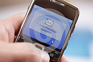 Mobile phone text message or e-mail photo
