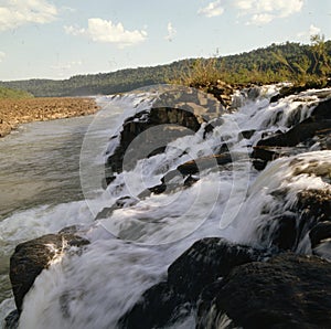 mocona saltos de mocona paraguay river cascade argentina photo