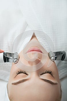 Model gets Rejuvenating facial treatment photo