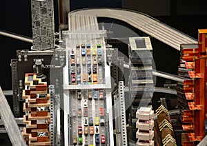 Model of los angeles at LACMA showing traffic on freeways