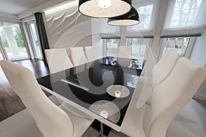 Modern black and white dinning table